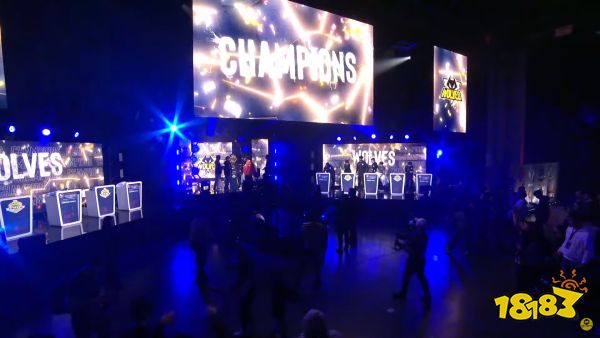 为什么口袋对子在翻牌后往往会遇到“惊悚张”？（口袋对子为何翻牌后总会遇到“吓人牌”？）